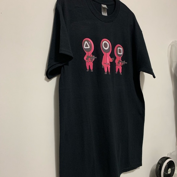 Squid Game T-Shirt - Picture 3 of 6